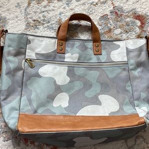 Thirty-one Step Up Tote-Camo